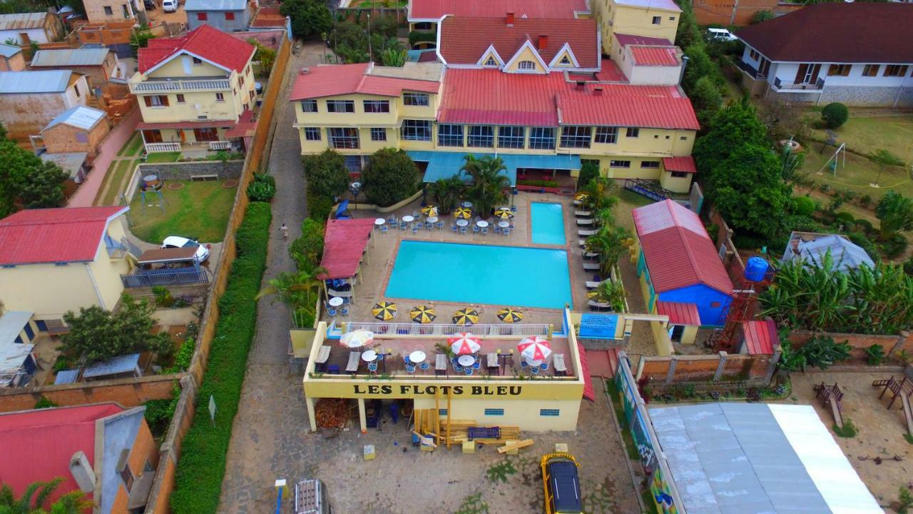 Hotel - Appartement Meuble " Les Flots Bleu " Antananarivo Exterior foto